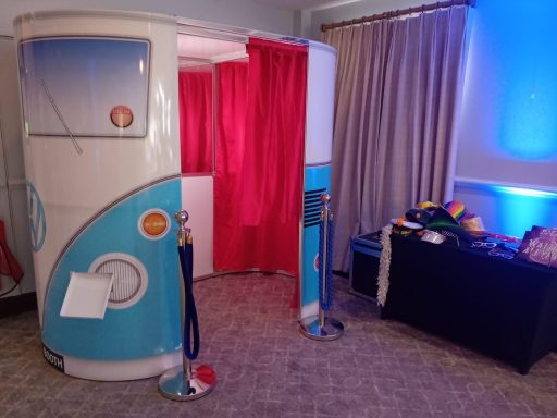 photo booth | VW Camper photo booth | photo booth for hire | photo booth london | photo booth surrey